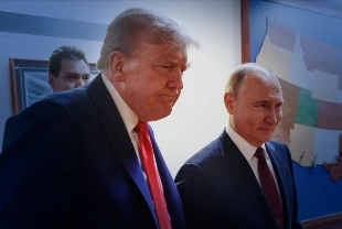 Putin ve Trump görüştü! Gündem iki bölgede ateşkes