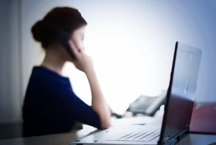 Resmi Gazete'de yayımlandı: Sözleşmeli personele 'yarım zamanlı çalışma' hakkı