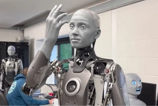 Robotlarda yeni dönem: Görme ve dokunma birleşti