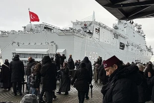 Rotterdam’da TCG Anadolu heyecanı: Avrupa’daki Türklerden yoğun ilgi