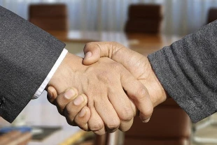 Rusya ve Endonezya iş birliğini derinleştiriyor: Gemi inşa sektöründe yeni mutabakat zaptı imzalandı