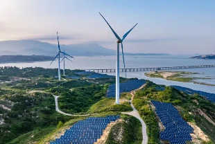 Rüzgar ve güneş, kömürü geçti: 2025’te temiz enerjide dönüm noktası