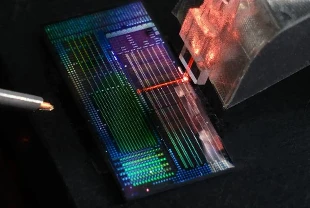 Saç telinden 100 kat küçük çip: Kuantum bilgisayarlar yakın