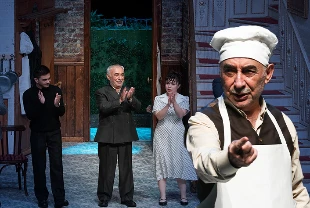 Şener Şen Zengin Mutfağı oyunuyla son kez seyircilerle buluştu