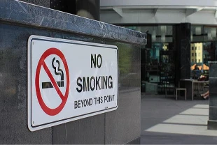 Sigara yasağı genişliyor: Parklar ve plajlar dumansız alan oluyor