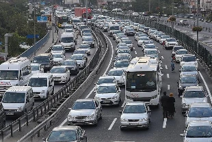Sigorta şirketlerinden 6 ayda rekor tazminat ödemesi: 100 milyar lirayı aştı