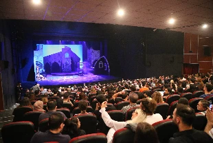 Sinema koltukları halk günüyle dolacak