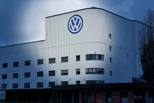 Siparişler ciddi oranda düştü: Volkswagen Osnabrück fabrikasında üretimi azaltıyor