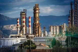 Son dakika: ABD İran petrolünün bir kısmının satışına izin verdi