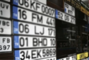SON DAKİKA: Araç plakalarında yeni düzenleme: Standart dışı plakalar ücretsiz değişecek
