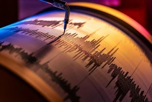 SON DAKİKA |AZ ÖNCE DEPREM Mİ OLDU! Antalya deprem! Büyüklüğü kaç?