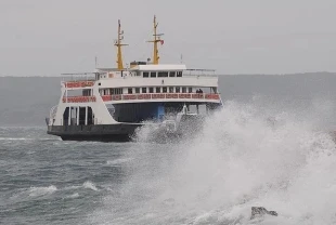 SON DAKİKA: İstanbul’da hava muhalefeti seferleri vurdu: Bazı vapur hatlarında geçici iptaller