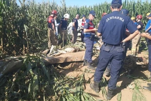 SON DAKİKA: İzmir'de eğitim uçağı düştü! Pilot yaşamını yitirdi