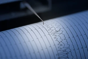 SON DAKİKA: Japonya'da 7,2 büyüklüğünde deprem: 3 metrelik tsunami uyarısı yapıldı