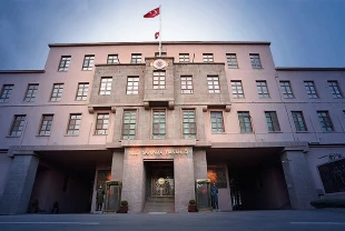 SON DAKİKA | MSB açıkladı: İran'dan Türk hava sahasına giren balistik füze imha edildi