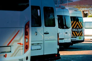 SON DAKİKA: Okul servisleri ve toplu taşımada yeni düzenleme! Artık zorunlu oldu
