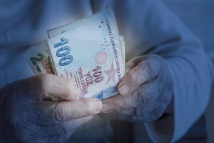 SON DAKİKA: Tarih belli oldu! Emeklilere zam farkı ne zaman yatacak?