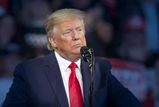 SON DAKİKA | Trump’tan Hürmüz Boğazı açıklaması: Petrol yüklü gemiler geçmeye başladı