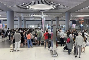 Son ders zili çaldı! İstanbul'daki havalimanlarında tatil yoğunluğu başladı