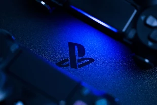 Sony'den PlayStation sosyal araçlarına kimlik doğrulaması şartı