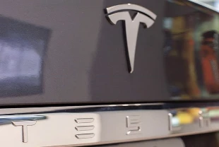 Tesla hissedarlarına çağrı: Musk'ın 1 trilyon dolarlık ödeme paketi onaylanmazsa liderlik riske girebilir
