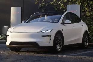 Tesla ve GM Çin bağımlılığını azaltma kararı aldı