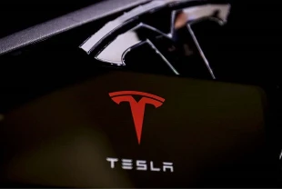 Tesla’nın 25 milyar dolarlık planı: Yapay zeka yatırımları yatırımcı güvenini test ediyor