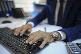 Ticaret Bakanlığı ve TÜİK personel alımı yapacak! Başvuru şartları belli oldu