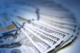 Ticaretteki belirsizliğin küresel yatırımlara faturası: 202 milyar dolarlık kayıp