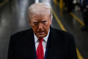 Trump anketlerde çöküşte! Onay oranı yüzde 37'ye kadar düştü