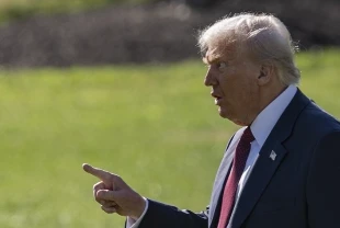 Trump’tan flaş karar: Biden’ın 'otomatik imzayla' onayladığı tüm başkanlık kararnameleri iptal edildi