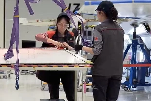 Türk kadınından Milli Muharip Uçak KAAN'a imza