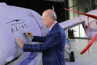 Türk savunma sanayi Fransız basınında! 'Türkiye ile işbirliği kaçınılmaz'