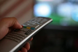 Türkiye günde 3 saat 43 dakika televizyon izliyor