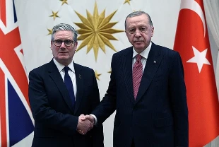 Türkiye-İngiltere hattında kritik görüşme: Gündem savunma ve İran