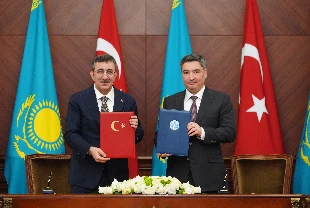 Türkiye ve Kazakistan arasında imzalar atıldı: Ticaret hedefi 15 milyar dolar