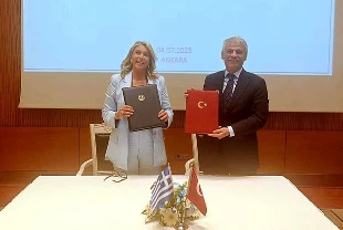 Türkiye ve Yunanistan'dan turizmde işbirliği imzası