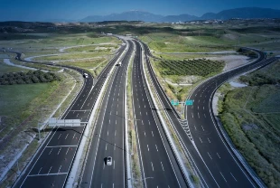 Türkiye'nin bölünmüş yol ağı genişliyor: 30 bin kilometreye ulaştı