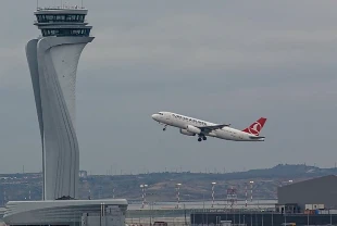 Uçaklarda artık tüm yolculara ücretsiz olacak: Bakan Uraloğlu açıkladı