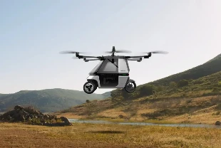 Uçan motosiklet Skyrider X6 CES’te tanıtıldı: Geleceğin şehiriçi aracı mı?