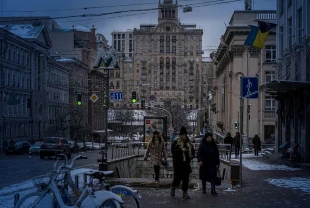 Ukrayna enerji şebekesinde çöktü: Batı ve orta kesimlerde eş zamanlı kesintiler yaşandı