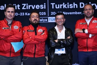 Ulusal Süt Zirvesi'nde 'Hayvancılıkta Yeni Nesil Uygulamalar' paneli düzenlendi