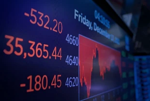Wall Street haftanın son gününe karışık başladı