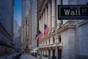 Wall Street'te savaş baskısı: ABD endeksleri iki haftada sert geriledi