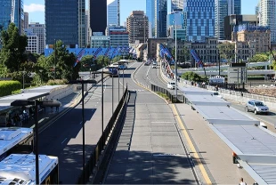 Yakıt krizi ulaşımı vurdu: Avustralya’da toplu taşıma ücretsiz oluyor