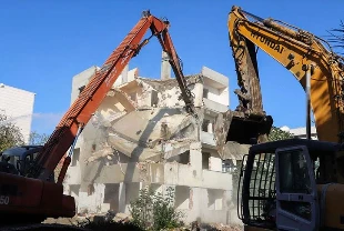 'Yarısı Bizden' büyüyor! İstanbul'da 71 bin yapı dönüşüyor