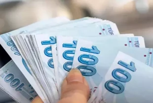 Yaşlı ve engelli aylıkları hesaplara yatırılmaya başlandı