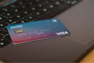 Yaşlıların finansal istismarına karşı kurumsal çözümler devreye alınıyor
