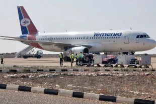 Yemen'de mahsur kalan turistler Suudi Arabistan'a gönderildi