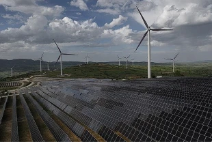 Yenilenebilir enerjide yeni eşik: Kurulu güçte pay yüzde 62,5 oldu
